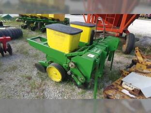 1983 John Deere 7100