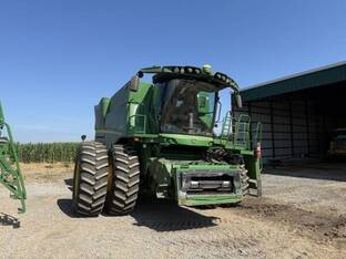 2022 John Deere S790
