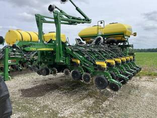2019 John Deere 1795
