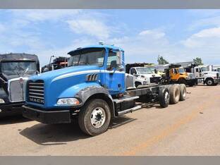 2010 Mack GRANITE GU813