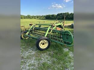 John Deere 74
