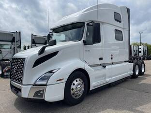 2023 Volvo VNL64T860