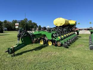 2021 John Deere DB60