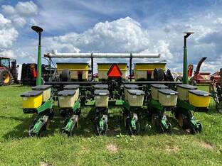 2004 John Deere 1780