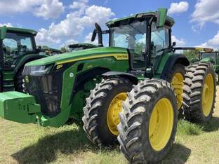 2024 John Deere 8R 340