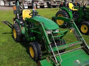 2015 John Deere 2025R
