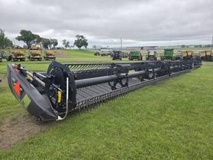 2021 MacDon Industries FD145