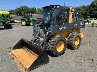 2023 John Deere 324G