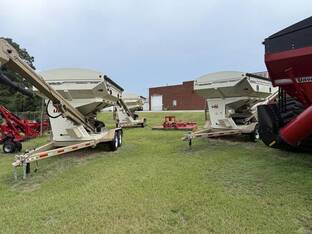 2023 Unverferth 2755