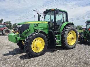 2016 John Deere 6155M