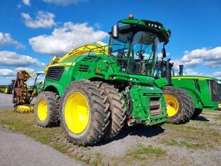 2022 John Deere 9900