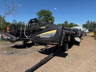 2013 MacDon Industries FD75D