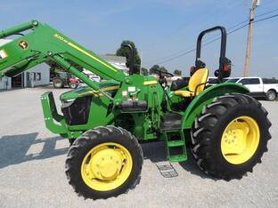 2022 John Deere 5055E