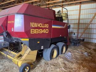 2002 New Holland BB940RT