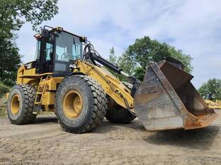 2010 Caterpillar 930H