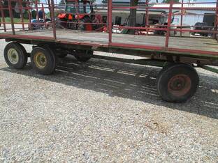 2000 John Deere W1275