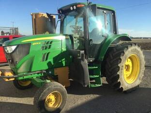 2015 John Deere 6105M