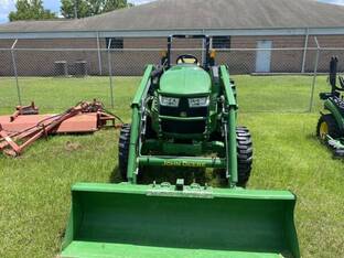 2021 John Deere 4052M