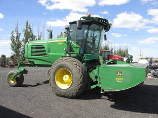 2020 John Deere Windrower Traction Units and Platforms W