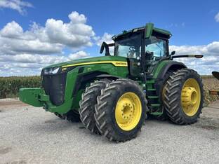 2022 John Deere 8R 410