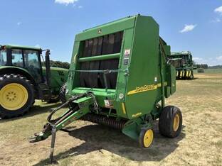 2003 John Deere 567