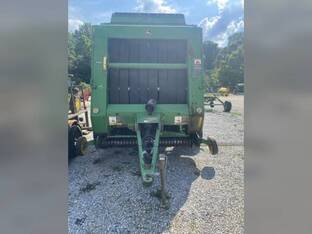 2005 John Deere 567
