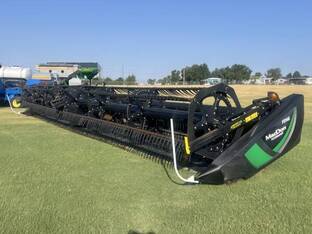 2020 MacDon Industries FD140