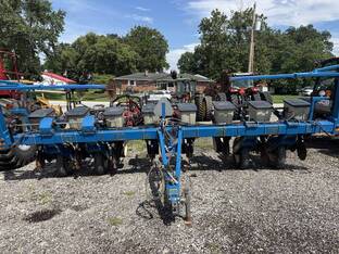 1991 Kinze 2000