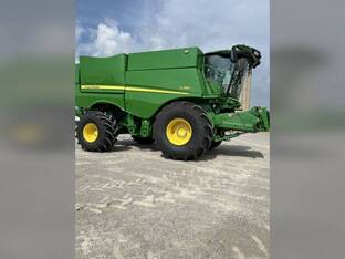 2024 John Deere S780