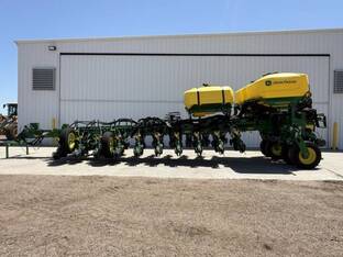2024 John Deere 1775NT