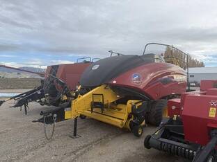 2022 New Holland BIG BALER 340