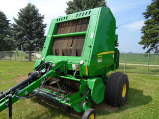 2019 John Deere 560M