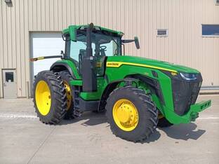 2024 John Deere 8R 250