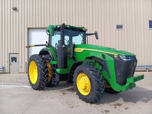 2024 John Deere 8R 250