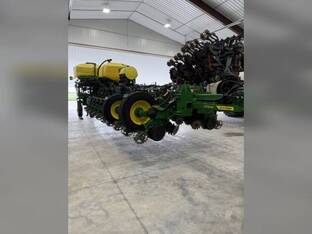 2023 John Deere 1775NT