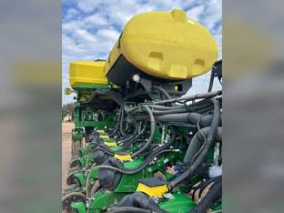 2024 John Deere 1775NT