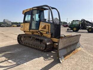 2005 John Deere 700J