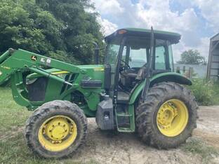 2016 John Deere 5085E