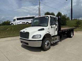 2019 Freightliner BUSINESS CLASS M2 106