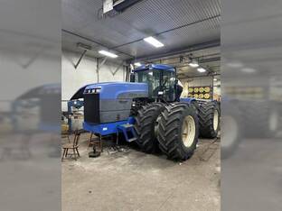 2002 Buhler Versatile 2425