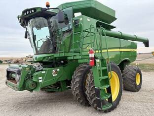 2015 John Deere S670
