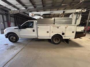 2011 Versalift TEL35NE