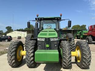 2018 John Deere 8320R