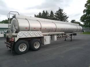 1983 Heil 8500 GAL STAINLESS STEEL