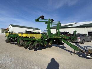 2003 John Deere 1780