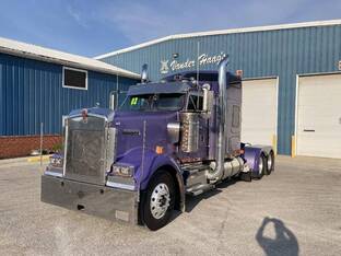 2002 Kenworth W900B