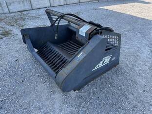 2010 Loftness Kwik PiK 600