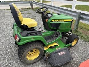 2013 John Deere X758