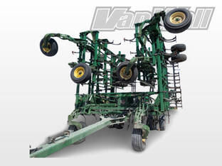 2010 John Deere 2210