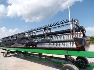 2023 MacDon Industries FD235